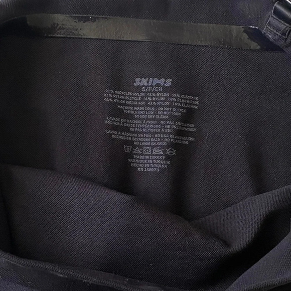 NEW SKIMS Seamless Sculpt High Waisted-Thong‎ Onyx Size S - Picture 7 of 7